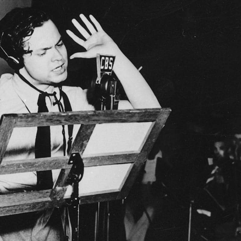 Orson Welles recording War of the Worlds