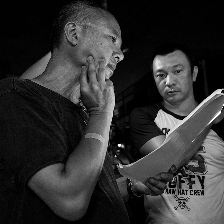 Director Huang Hsin-Yao on the set of The Great Buddha