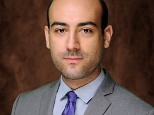 Ardavan Sepehr headshot
