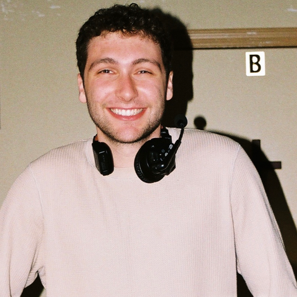 Harry Diamond headshot