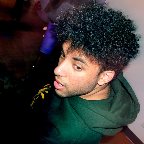 Hector Valentine Jr headshot