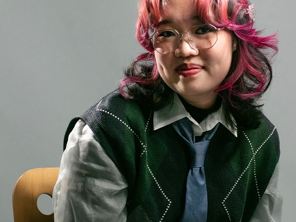 Julia Song headshot