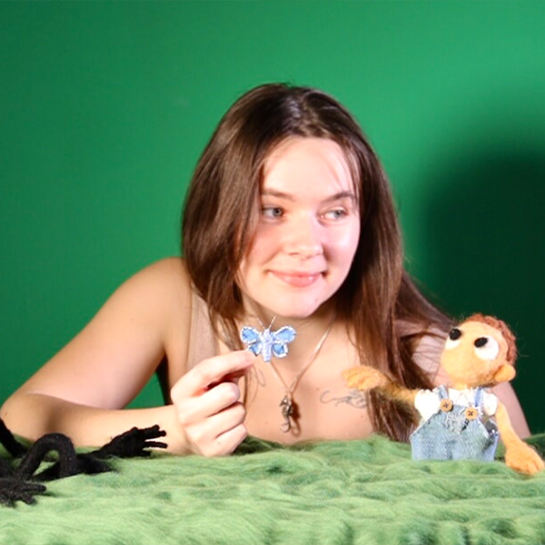 Lily Bartin headshot