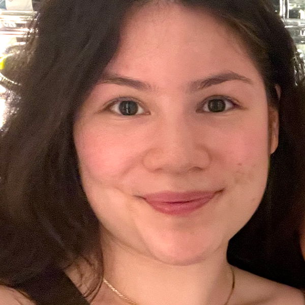 Nikki Kobrick headshot