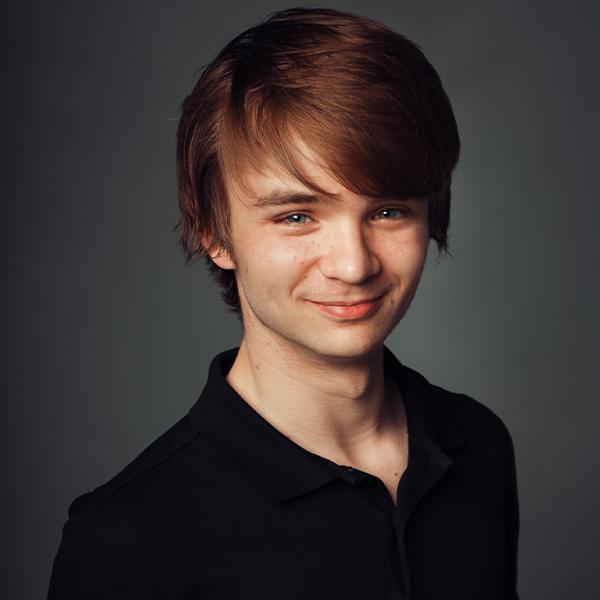 Sebastian Hunt headshot
