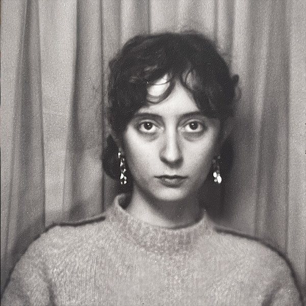 Sophia Bennett Holmes headshot