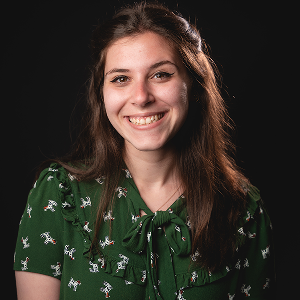 Tess Rechtweg headshot