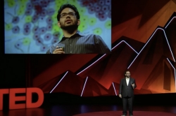 Sonaar gives Ted Talk on stage