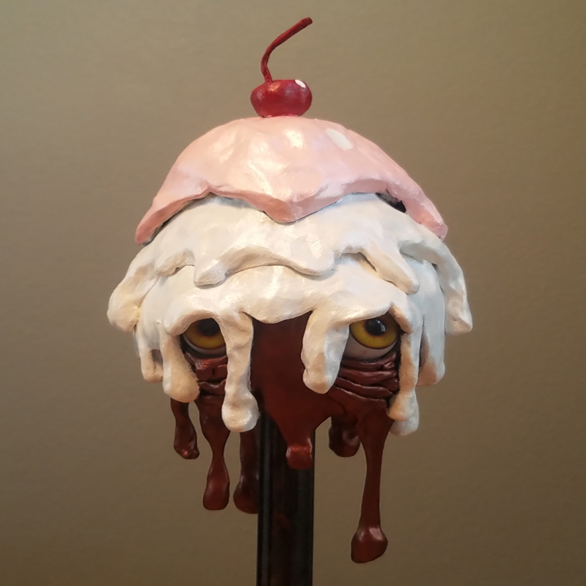 maquette, dripping ice cream cone shape
