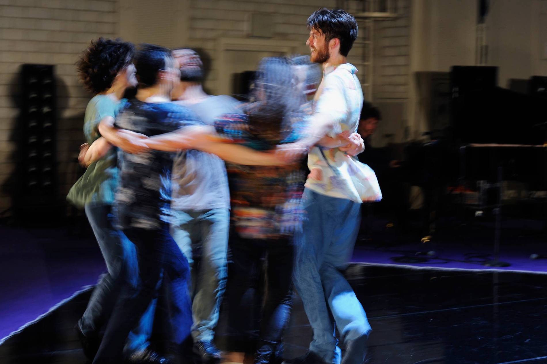 Meg Stuart/Damaged Goods: Until Our Hearts Stop