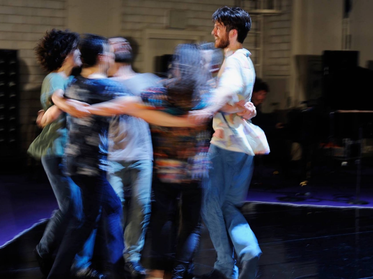 Meg Stuart/Damaged Goods: Until Our Hearts Stop