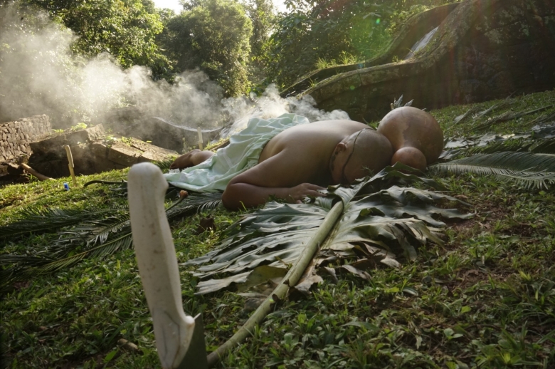Image from final site-specific student performances in Iguaçu National Park.