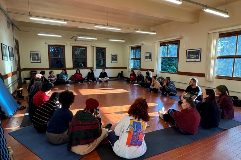 Class discussion at the Iguaçu National Park headquarters.