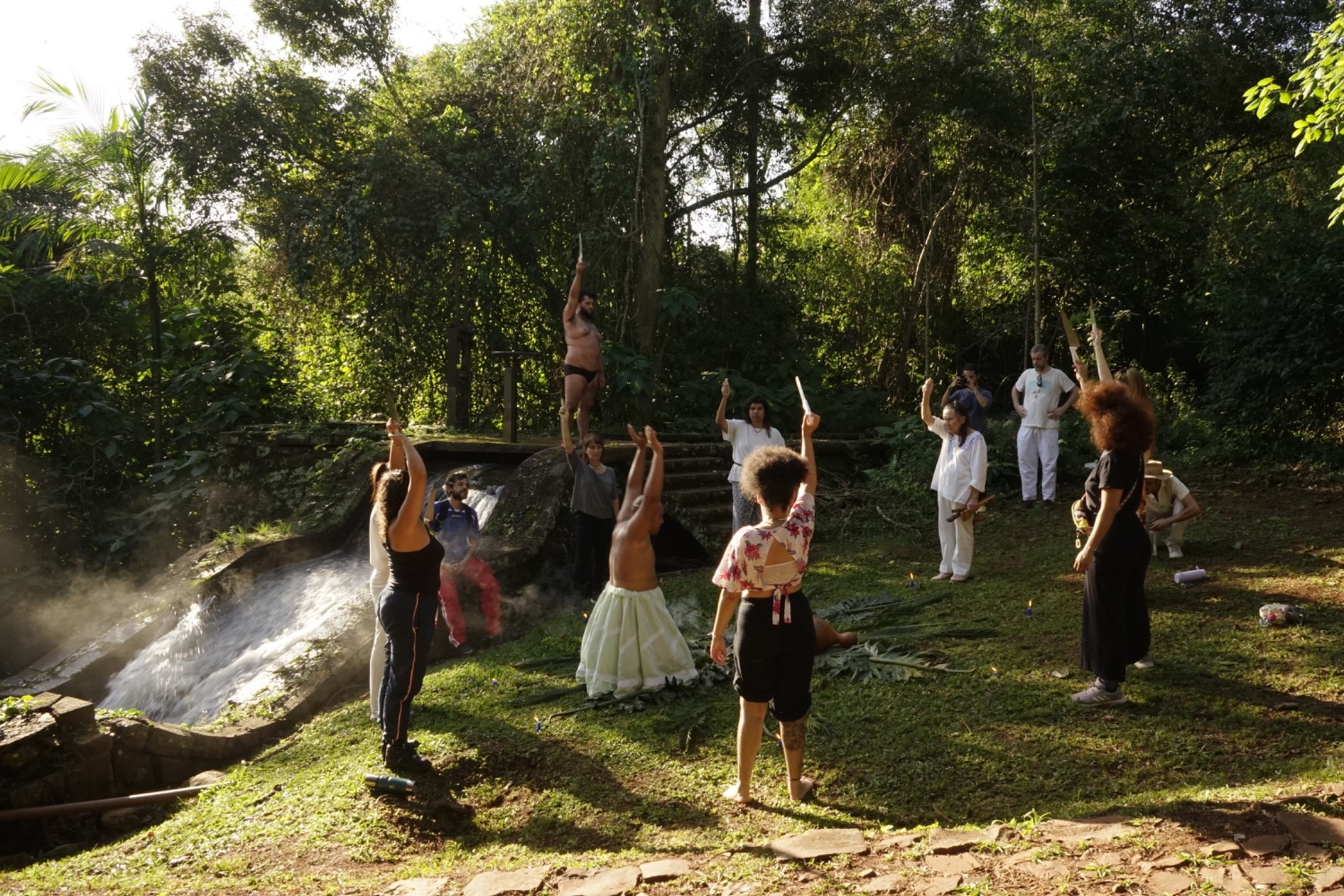 Image from final site-specific student performances in Iguaçu National Park.