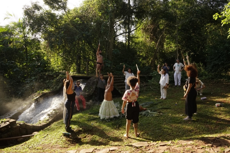 Image from final site-specific student performances in Iguaçu National Park.