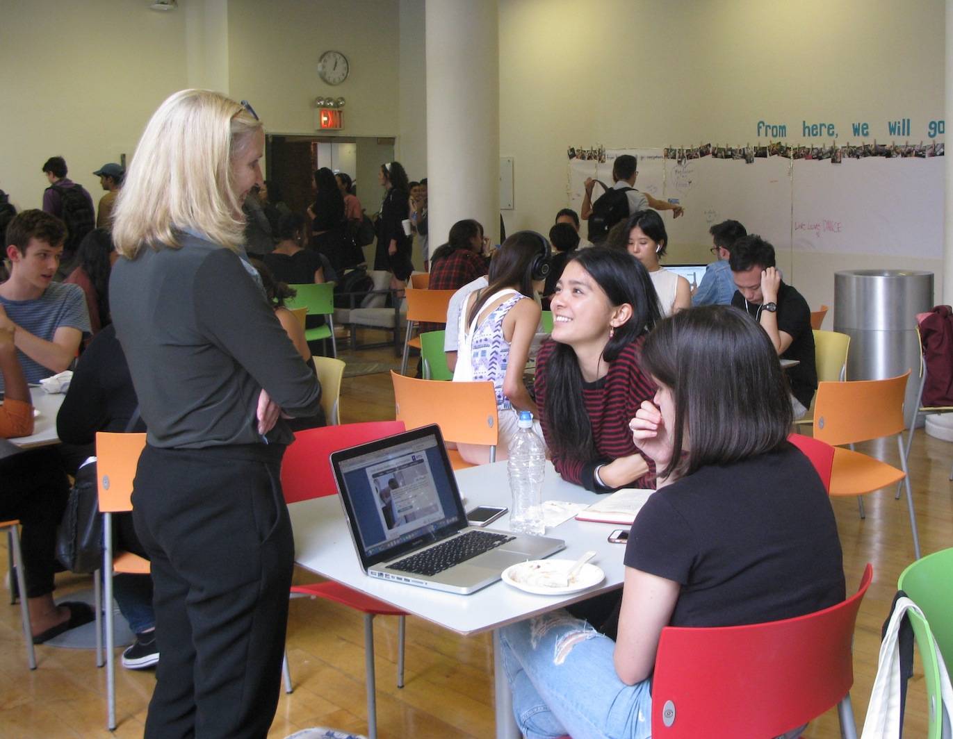  Dean Green speaks with students