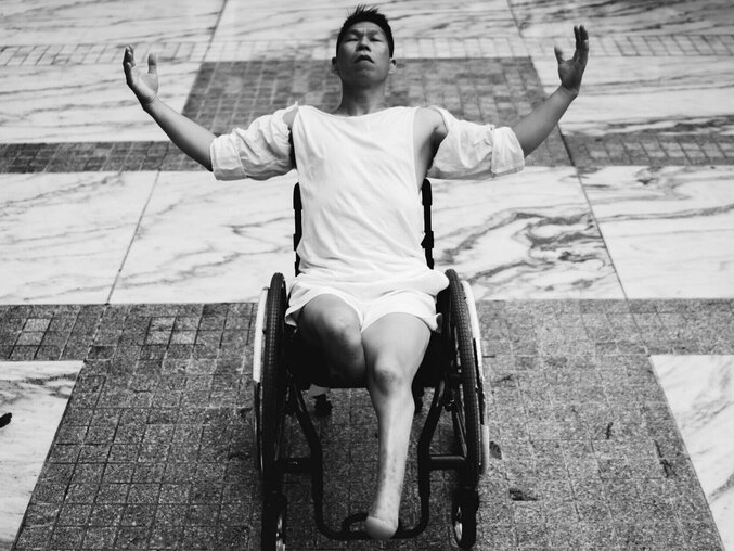 Heidi Latsky On Display Global 